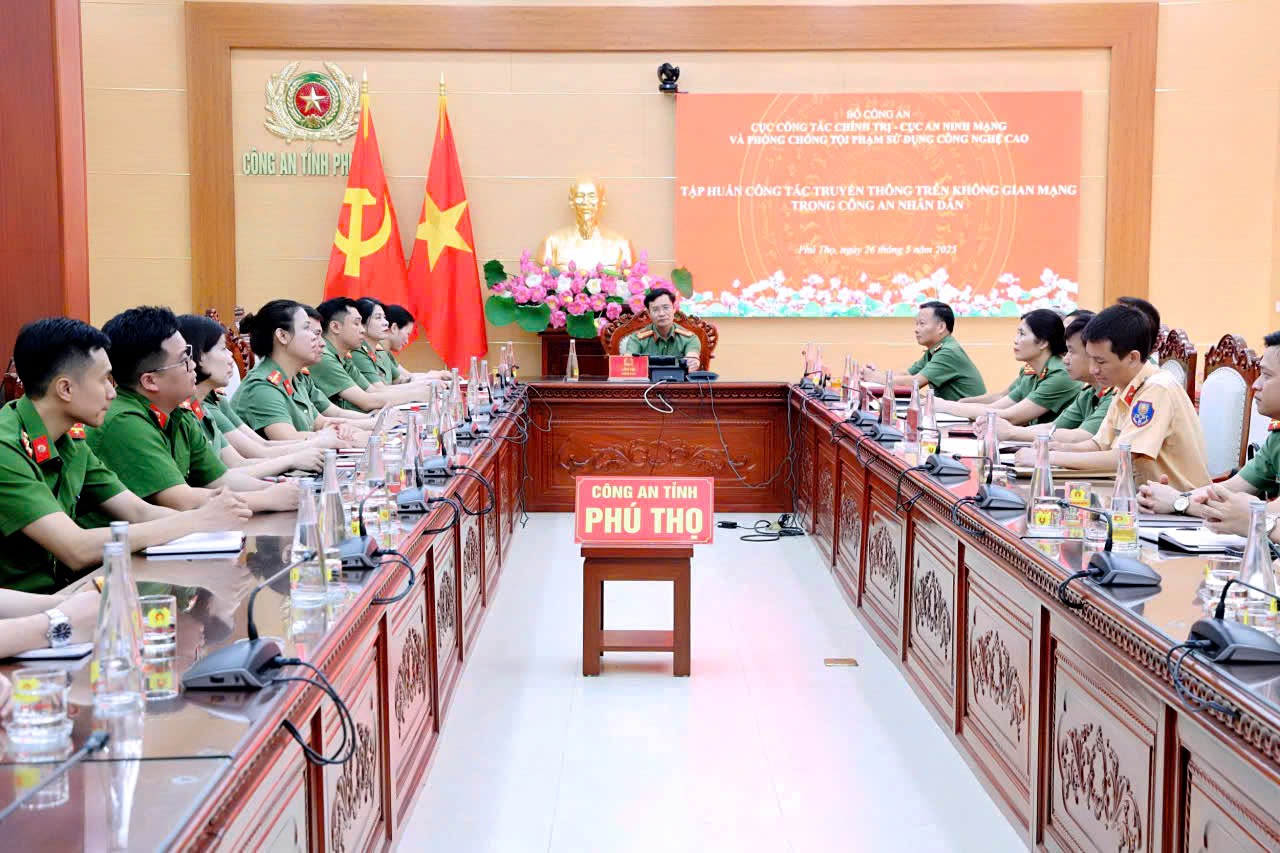 Lực lượng công an phá án